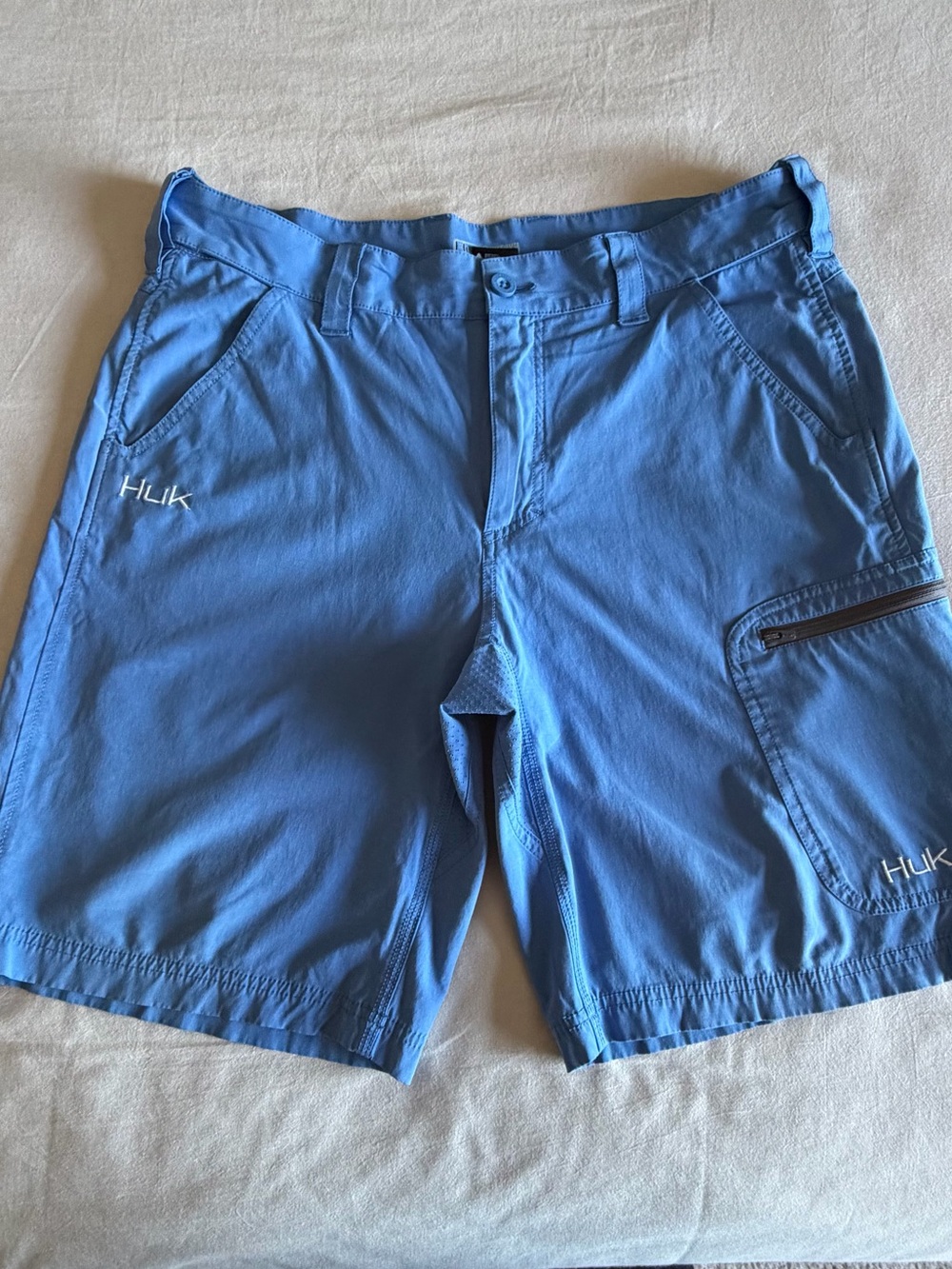 Huk Performance Fabrics Men's Blue 10.5”Cargo Fishing Shorts L 36W Pockets